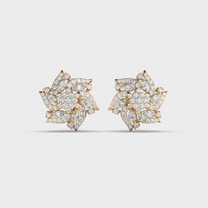 Beautiful Daisy Diamond Stud