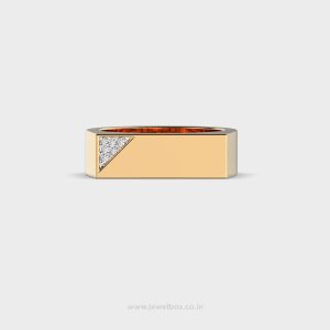 Side Triangle Diamond Band Ring