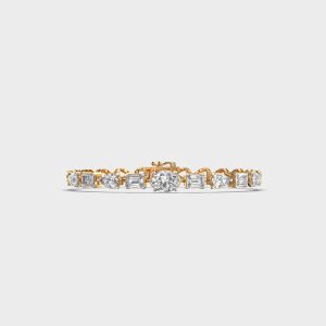 Stylish Clustered Diamond Bracelet for Women
